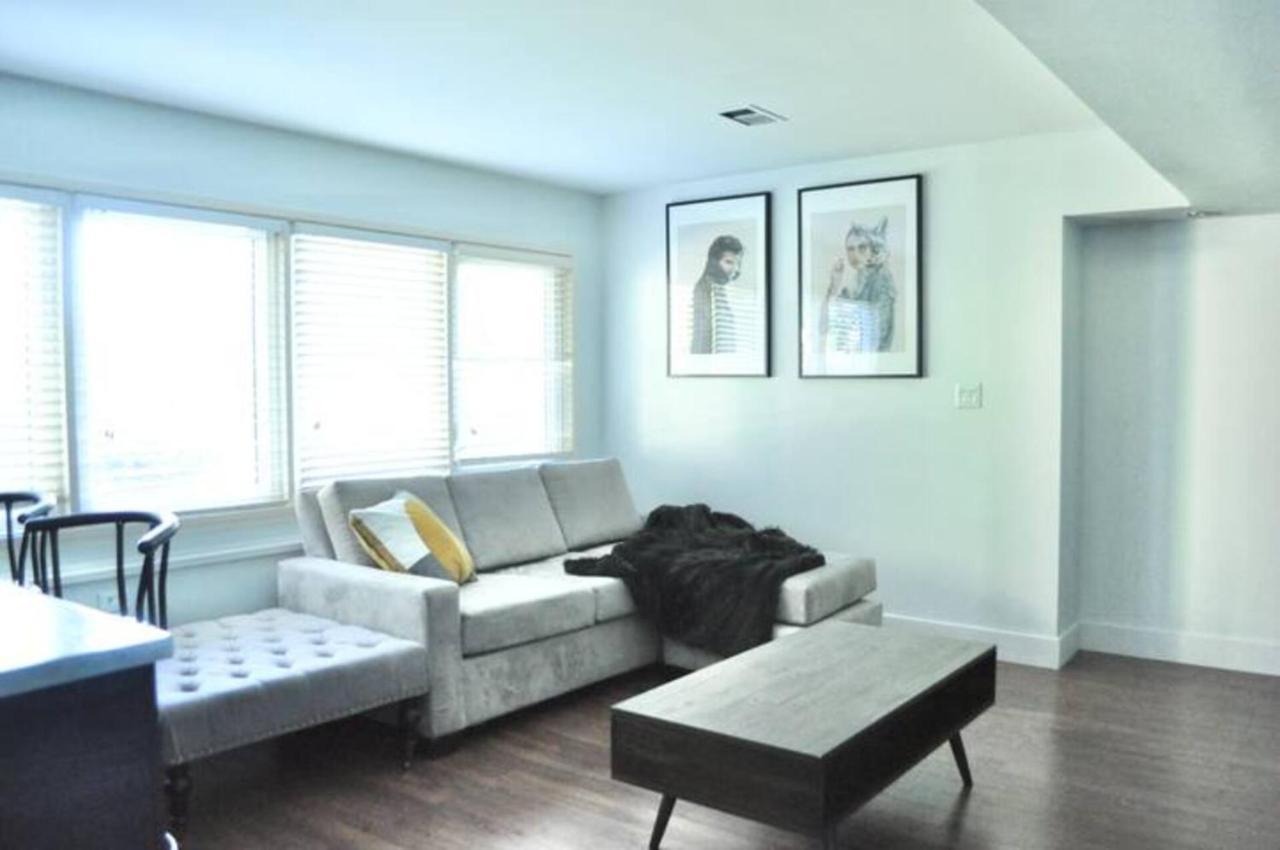 Cozy 1 Bd Suite Centrally Located Северный Ванкувер Экстерьер фото