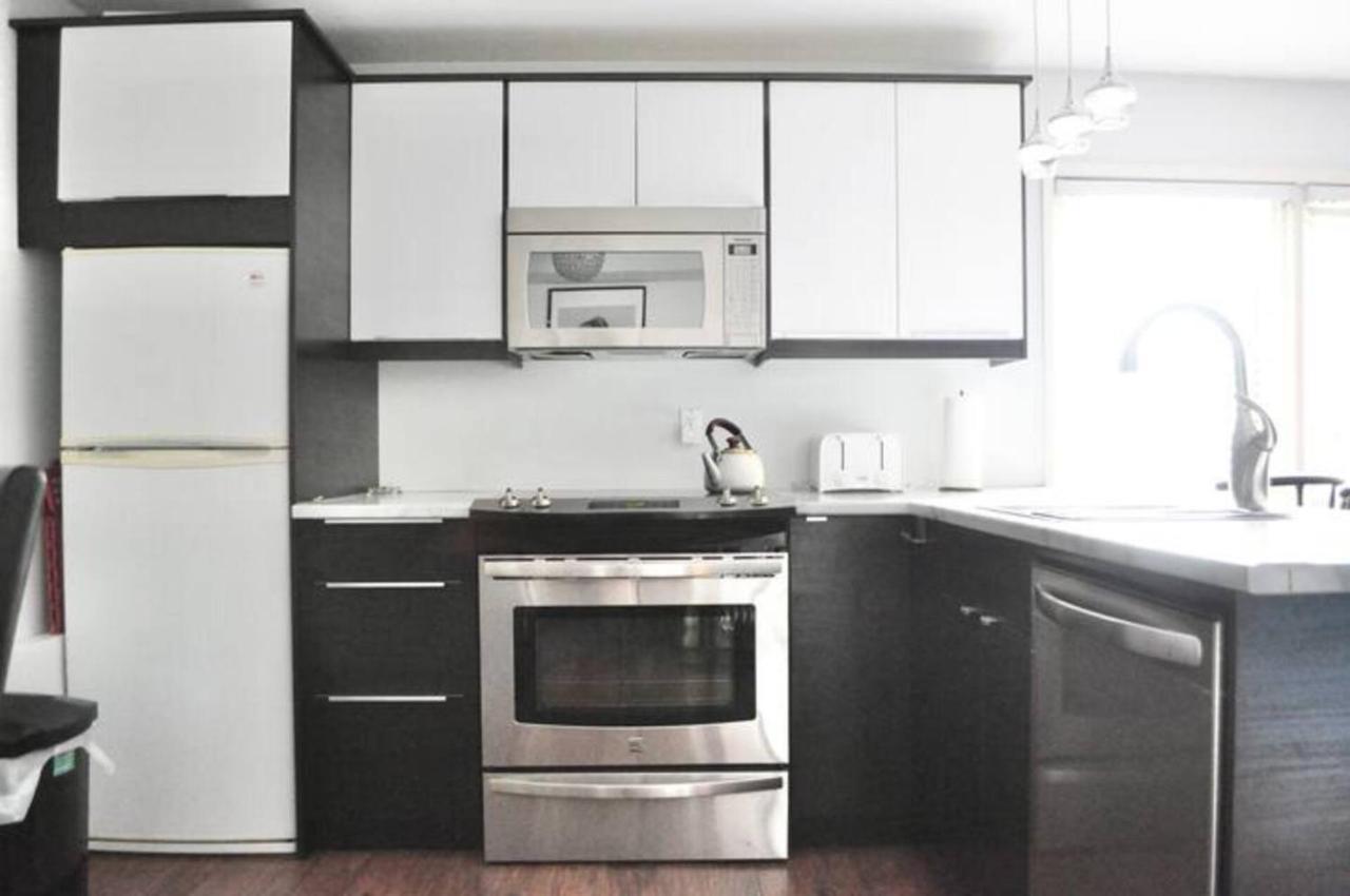 Cozy 1 Bd Suite Centrally Located Северный Ванкувер Экстерьер фото